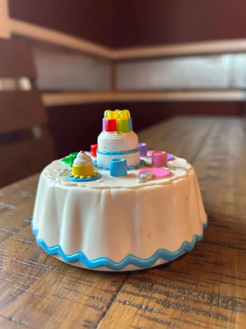 Fisher Price Little People Birthday music cake - Picture 1 of 3